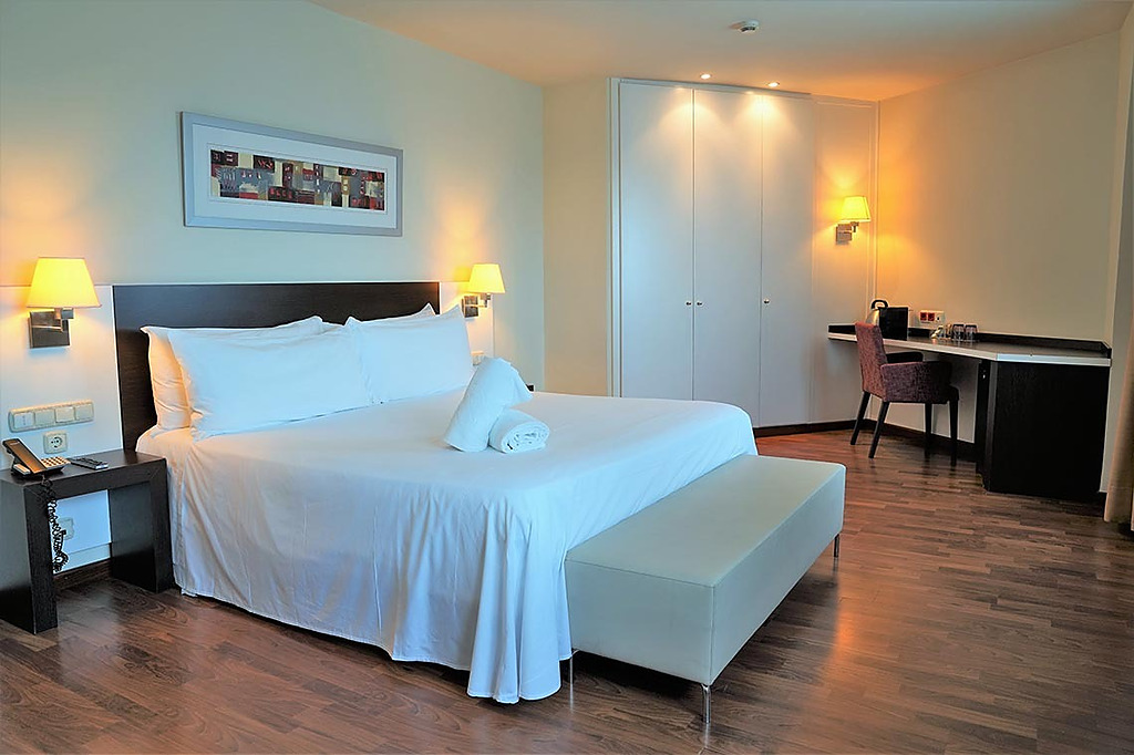 Hotel Port Feria Valencia_habitación matrimonio